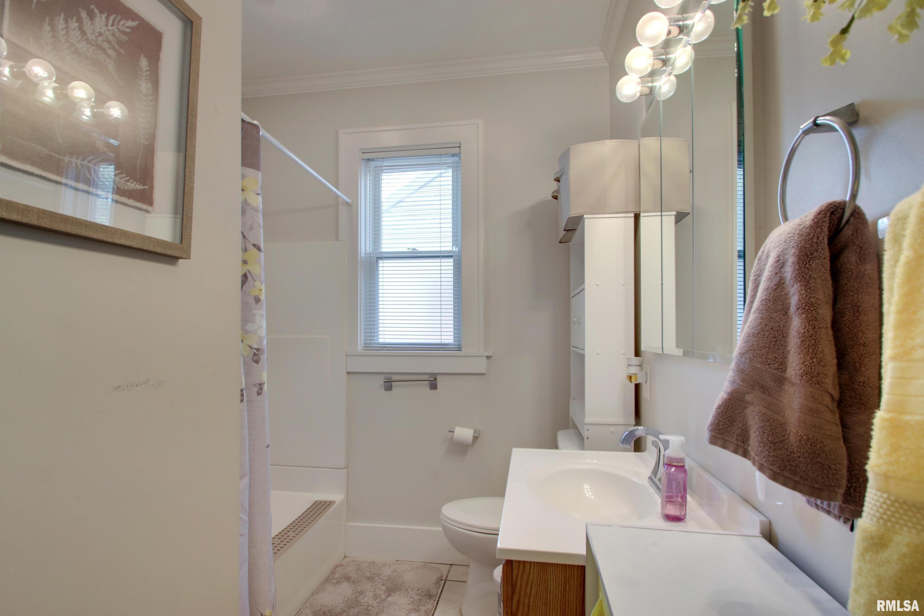 2215 Spring Street Quincy, IL 62301 - Photo 12 of 25