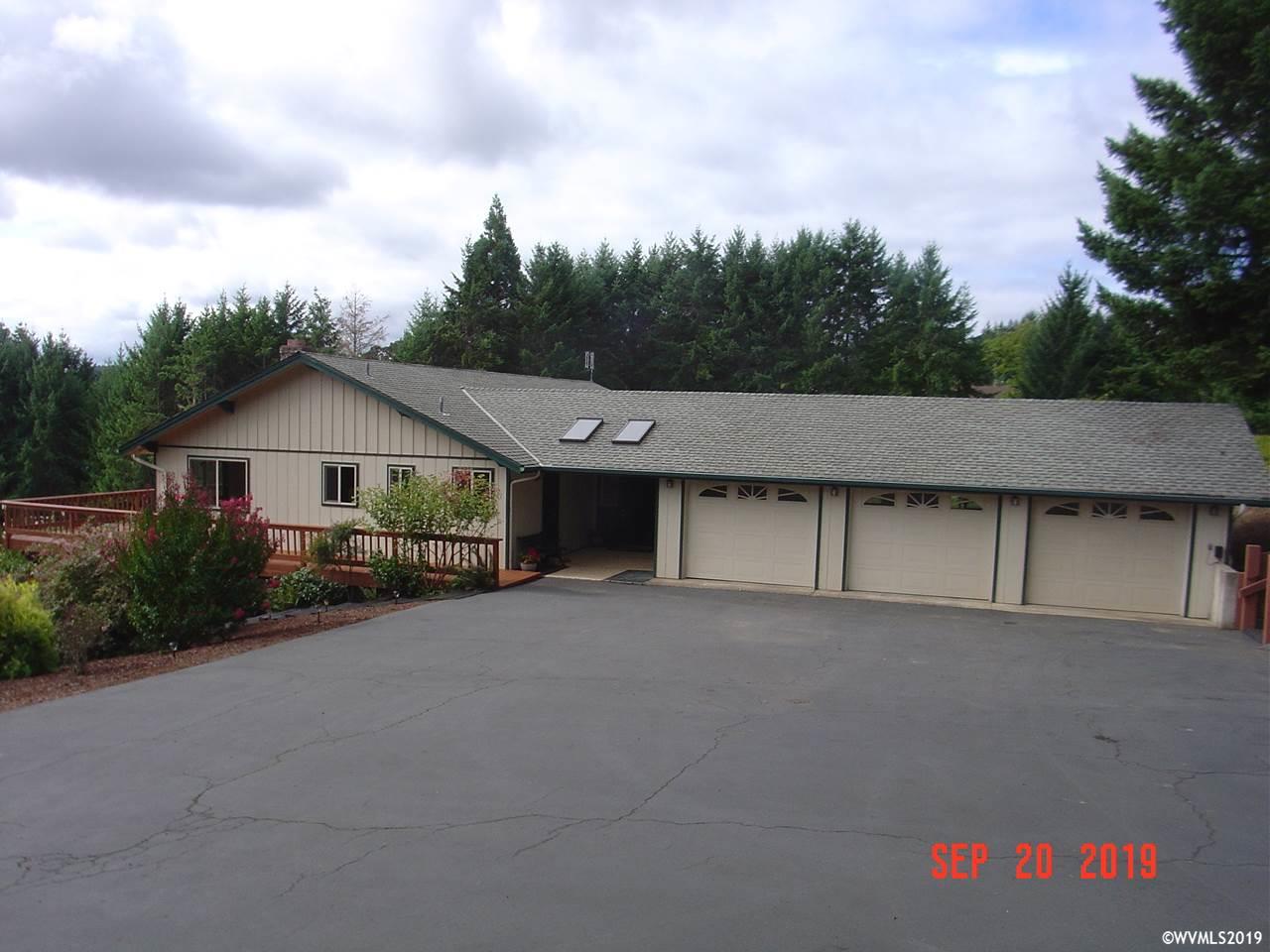 24902 Evergreen Road Philomath, OR 97370 - Photo 3 of 38