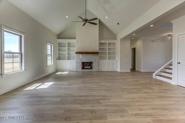 $599,900 | 1593 Tributary Drive, Hernando, MS 38632