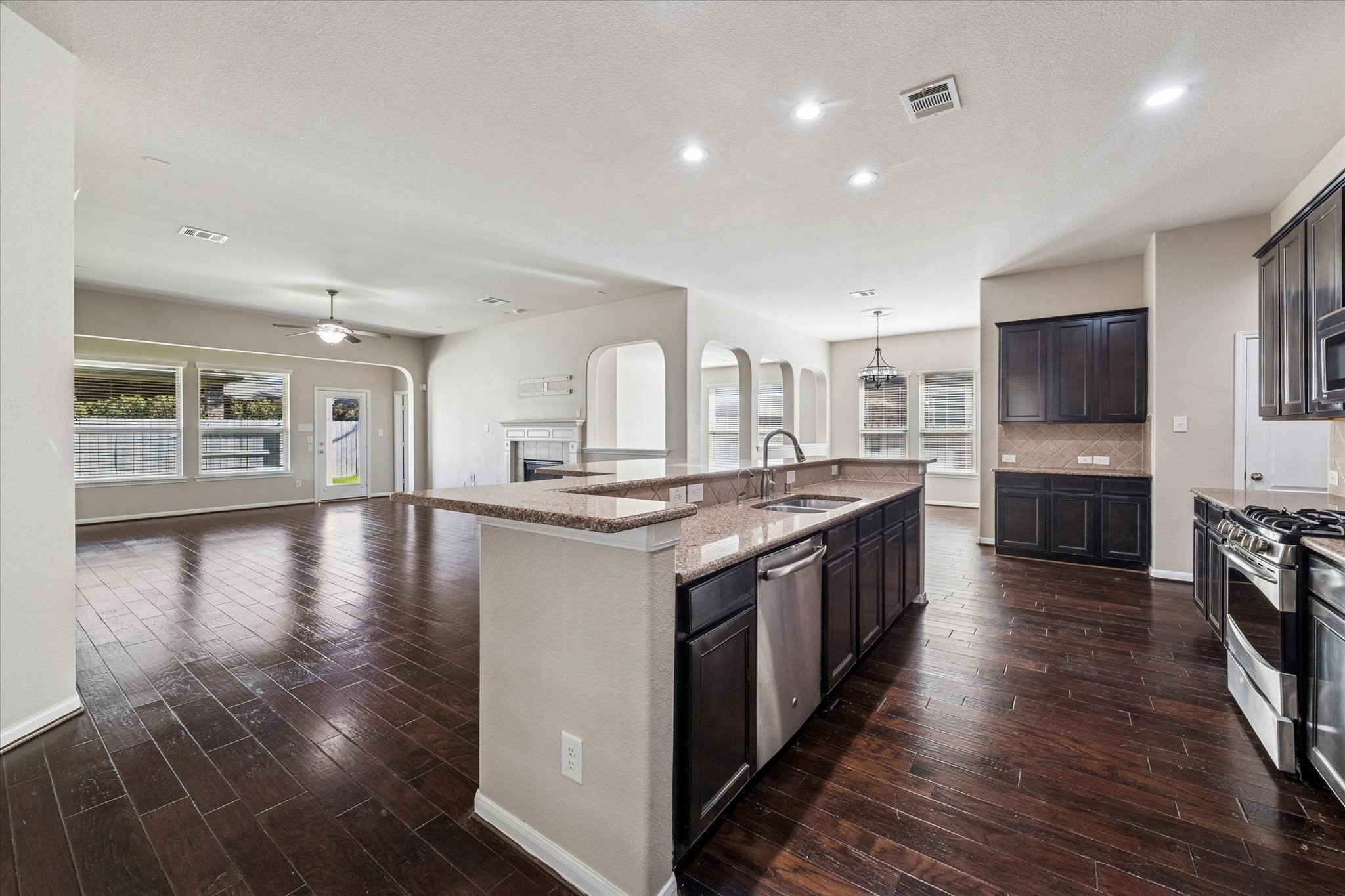 25201 Quiet Ledge Porter, TX 77365 - Photo 9 of 27