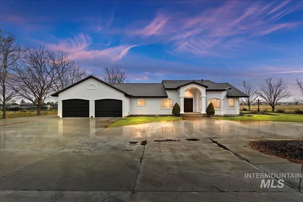 $1,800,000 | 2800 West Idaho Boulevard, Emmett, ID 83617