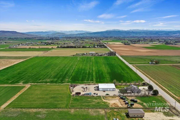 $1,800,000 | 2800 West Idaho Boulevard, Emmett, ID 83617