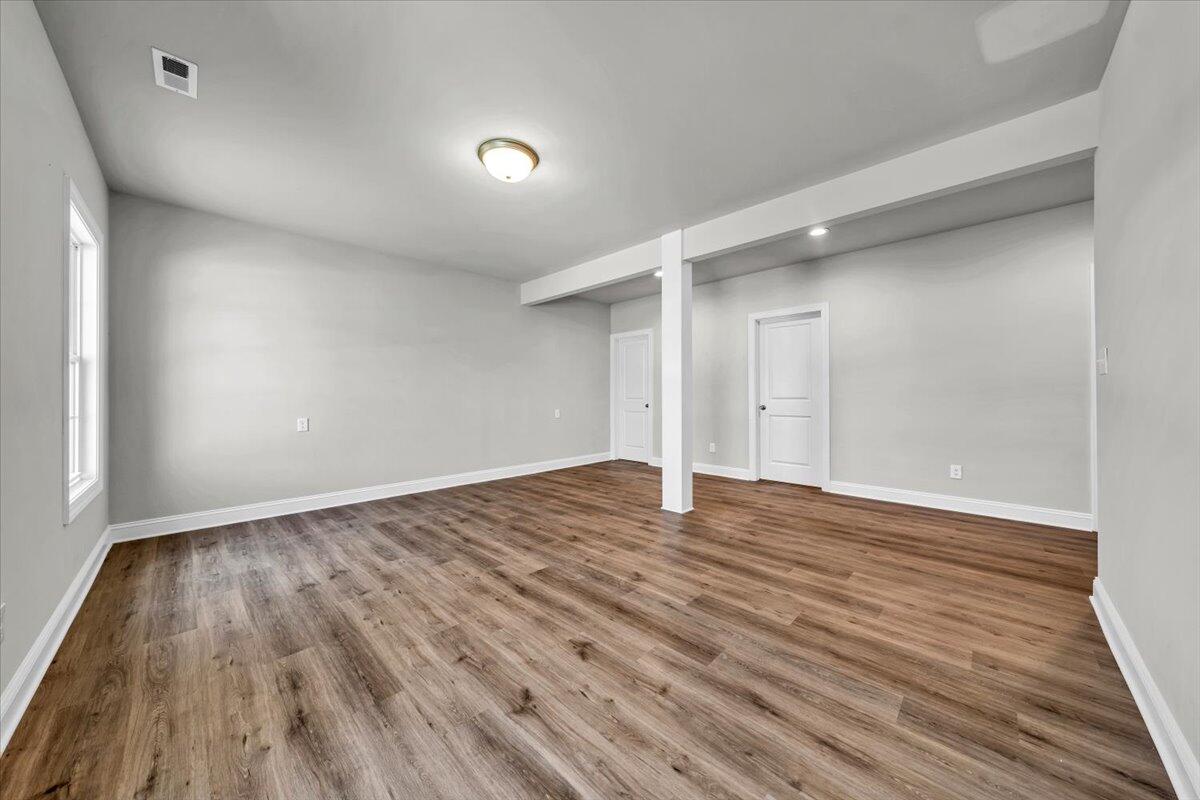 5716 Huntridge Road Roanoke, VA 24012 - Photo 24 of 34 36-MIB02008