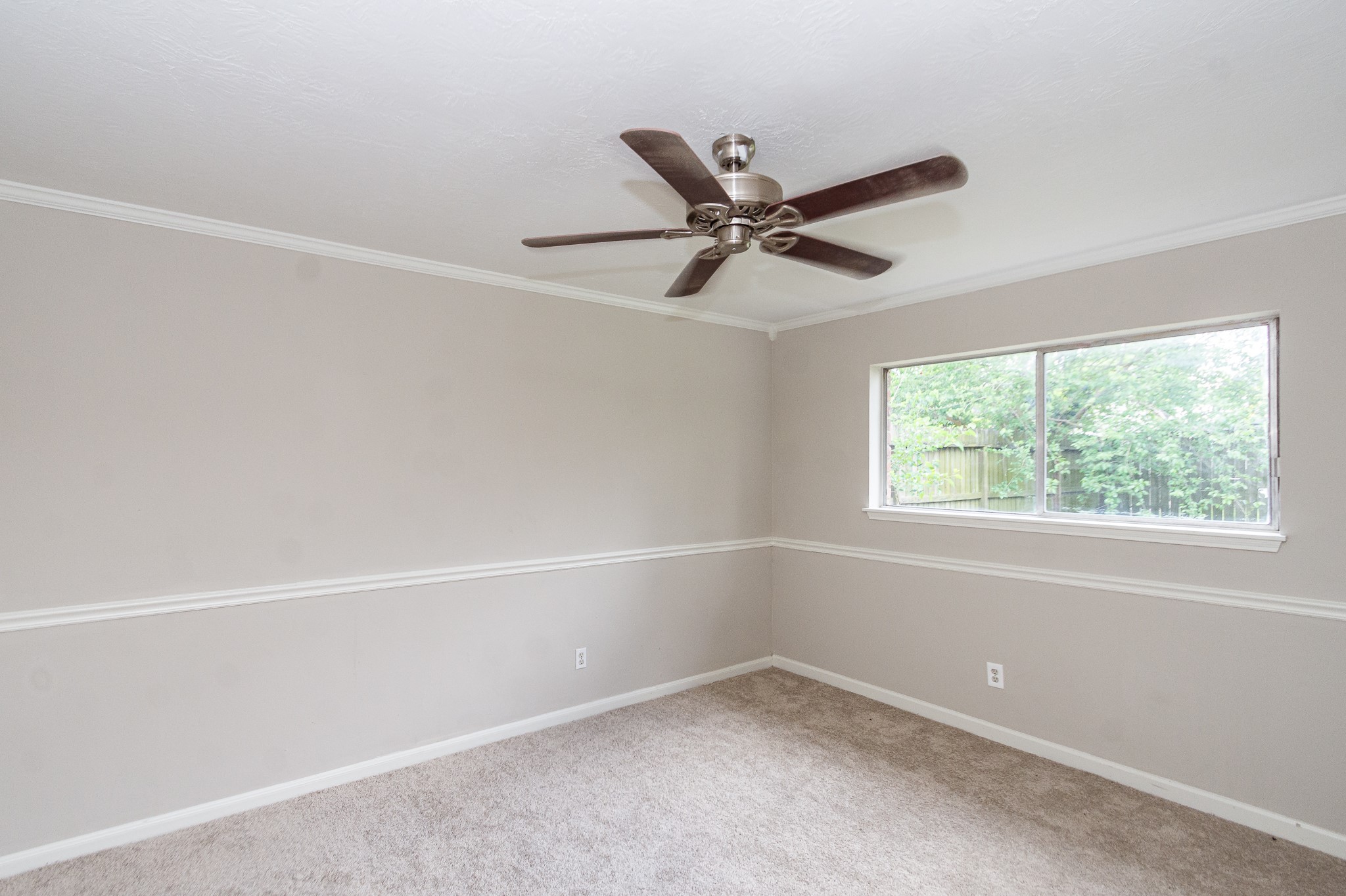 29019 Stapleford Street Spring, TX 77386 - Photo 17 of 27 an empty room with a window