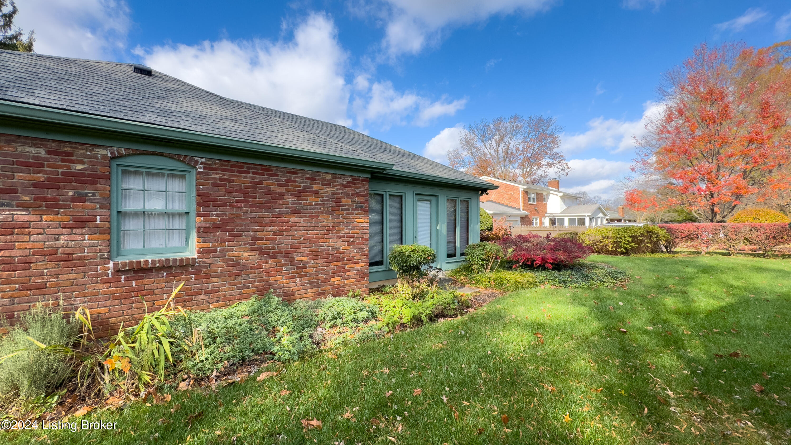 209 South Chadwick Road Louisville, KY 40222 - Photo 37 of 42 209 South Chadwick Rd-42 - Copy