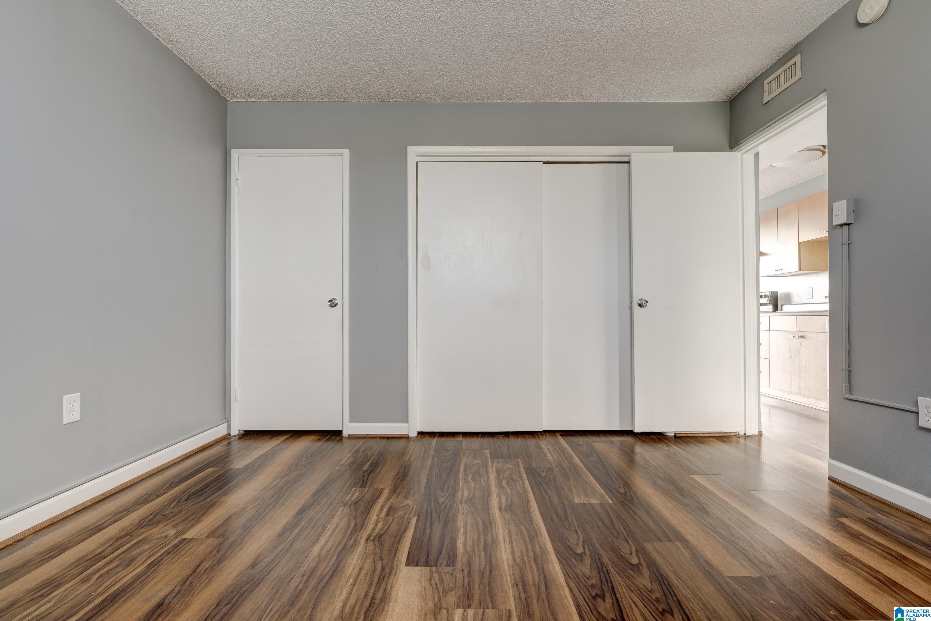 2990 Rhodes Circle South, Unit 322 Birmingham, AL 35205 - Photo 12 of 25