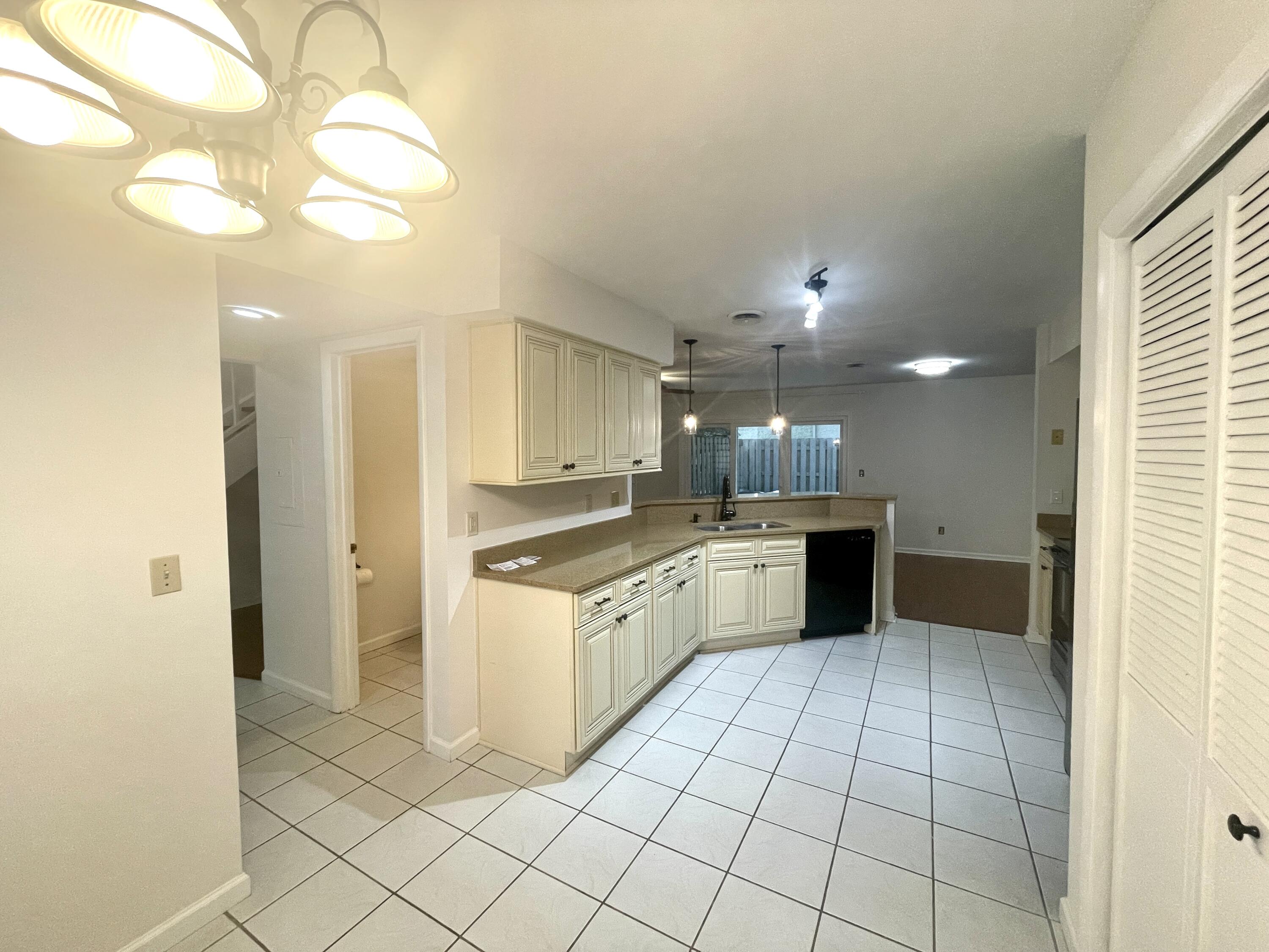 1125 Monaco Drive Mount Pleasant, SC 29464 - Photo 14 of 35 IMG_5326