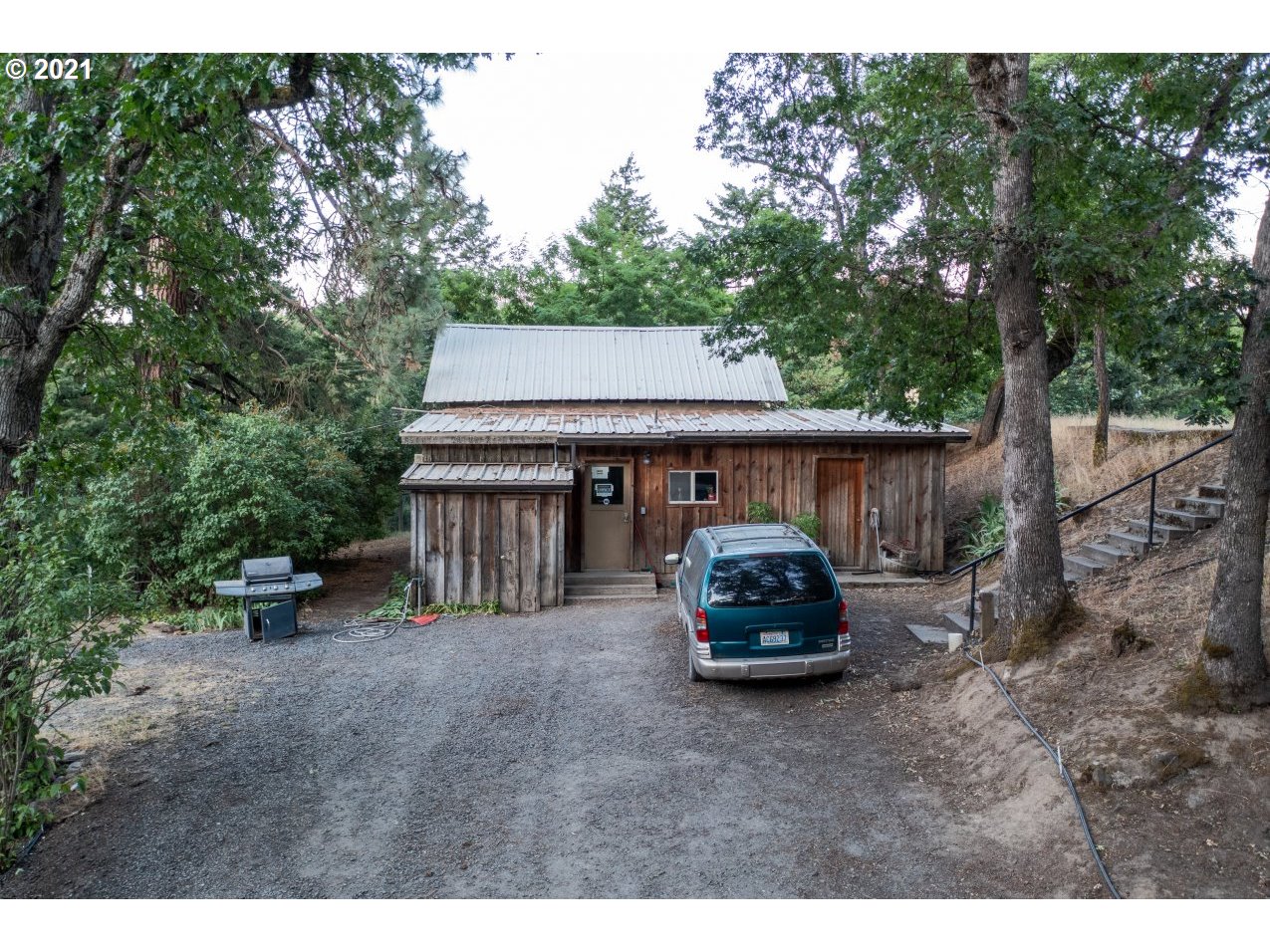 1600 Mosier Creek Road Mosier, OR 97040 - Photo 8 of 16 Gallery Image 8