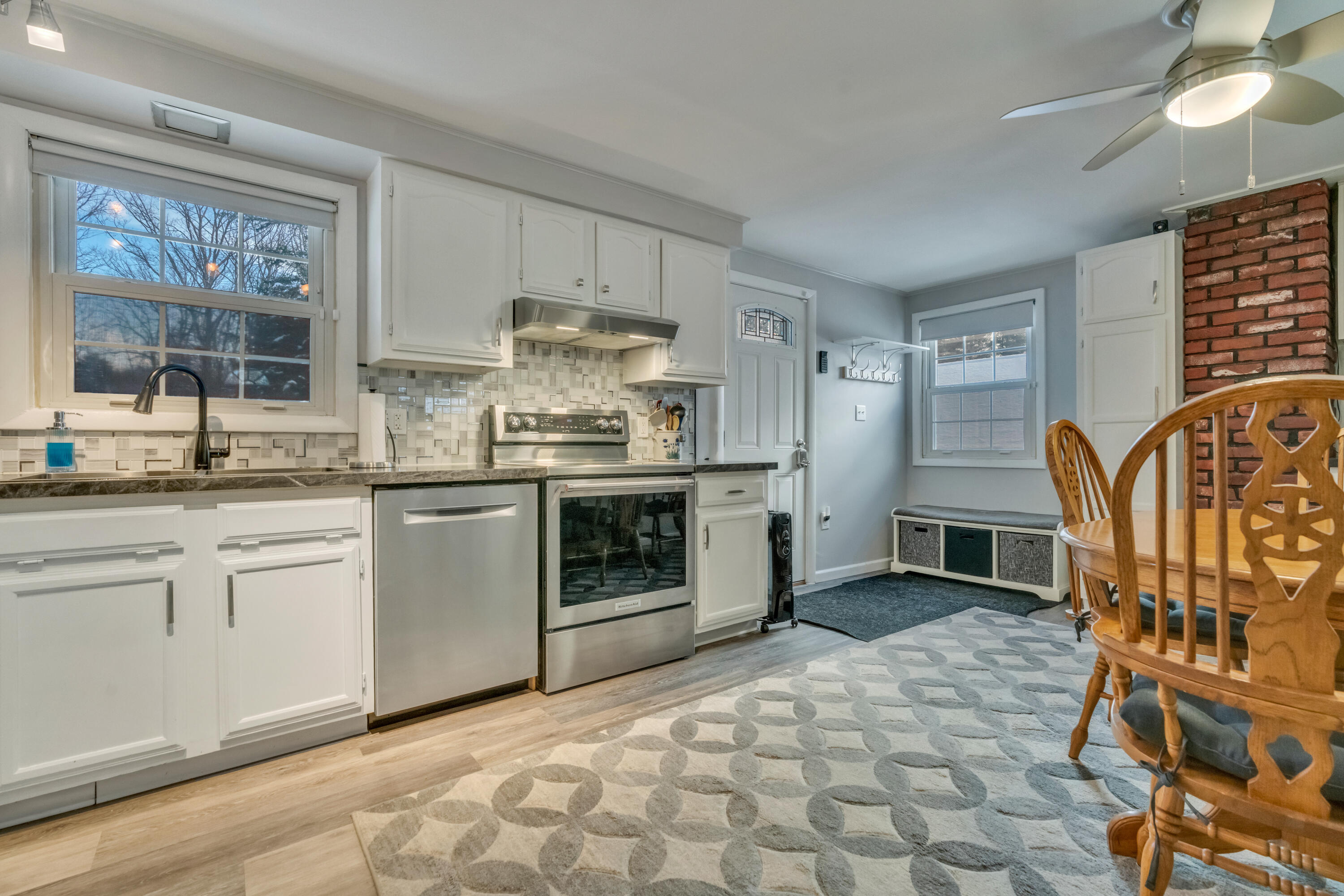 5 Allenson Street Sanford, ME 04083 - Photo 4 of 29 _DSC1767