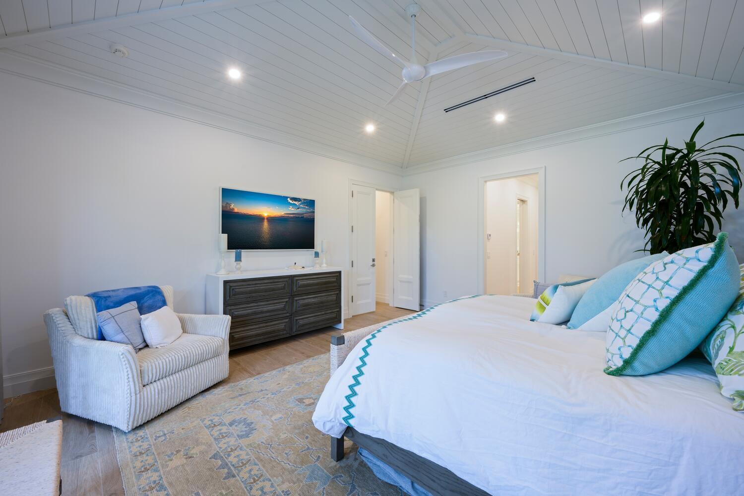 643 Pilot Road North Palm Beach, FL 33408 - Photo 14 of 73 PRIMARY SUITE - 1ST FLOOR