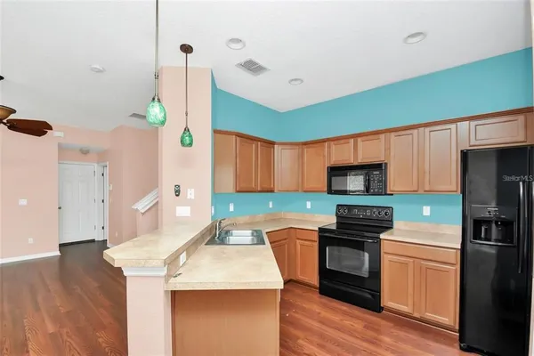 $2,100 | 3717 Clubside Pointe Drive, Orlando, FL 32810