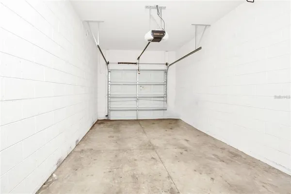 $2,100 | 3717 Clubside Pointe Drive, Orlando, FL 32810