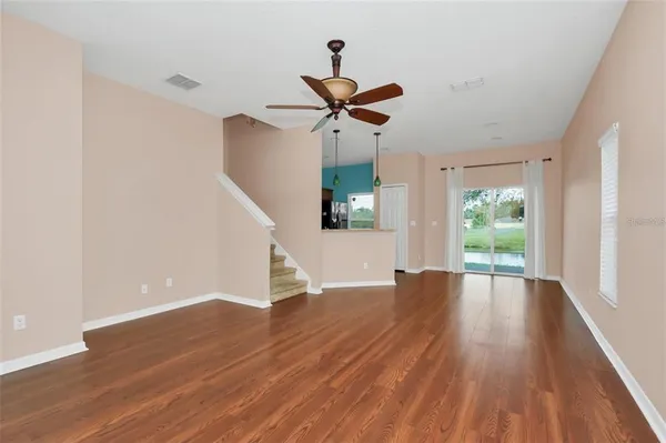 $2,100 | 3717 Clubside Pointe Drive, Orlando, FL 32810