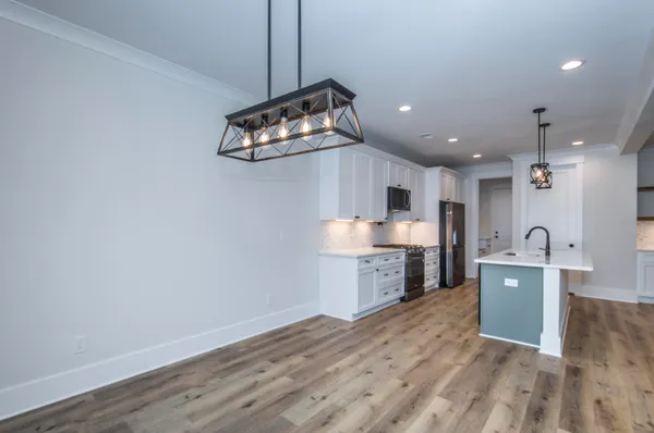 $649,900 | 530 Misty Banks Drive, Chapin, SC 29036