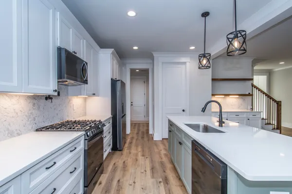 $649,900 | 530 Misty Banks Drive, Chapin, SC 29036