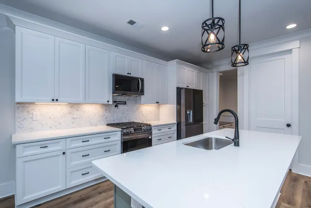 $699,000 | 530 Misty Banks Drive, Chapin, SC 29036