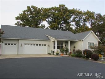 5 Tra Lin Alton, IL 62002 - Photo 1 of 24