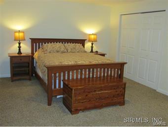 5 Tra Lin Alton, IL 62002 - Photo 20 of 24