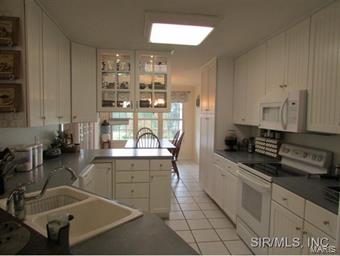 5 Tra Lin Alton, IL 62002 - Photo 6 of 24