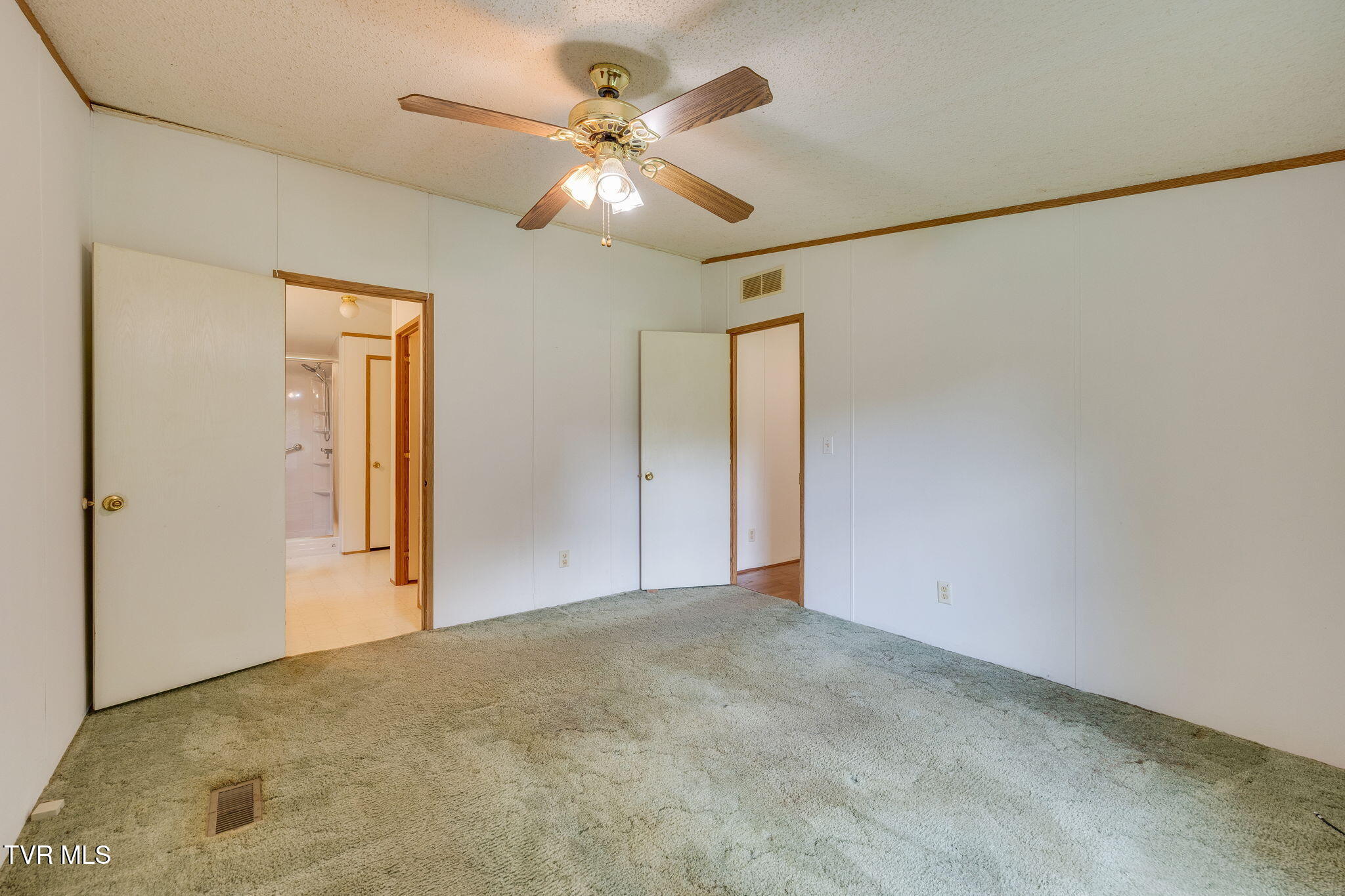 225 Sheets Hollow Road Johnson City, TN 37601 - Photo 17 of 25 013 (2)