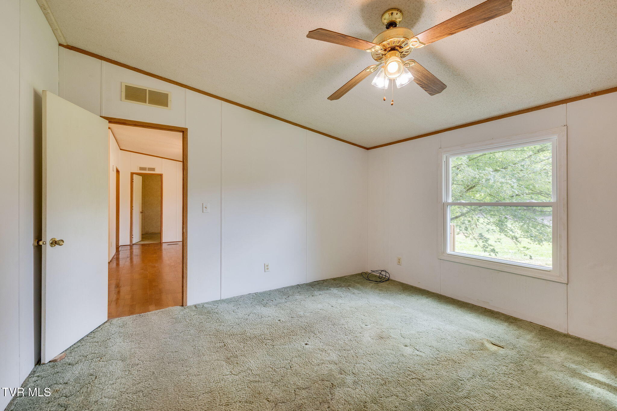 225 Sheets Hollow Road Johnson City, TN 37601 - Photo 18 of 25 012 (2)