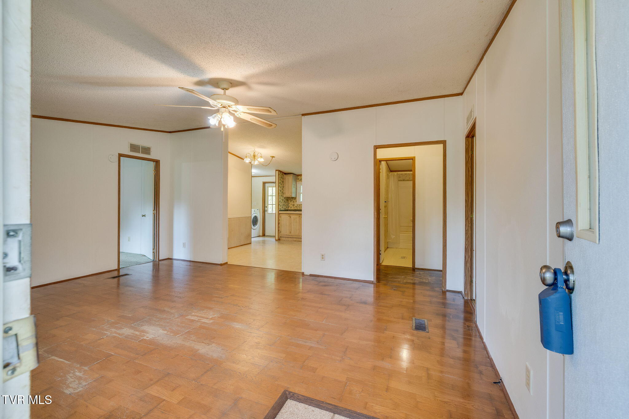 225 Sheets Hollow Road Johnson City, TN 37601 - Photo 7 of 25 005 (2)