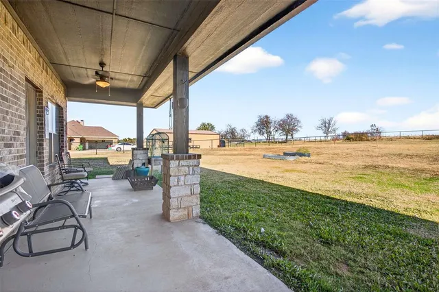 $620,000 | 1081 County Road 3591, Paradise, TX 76073