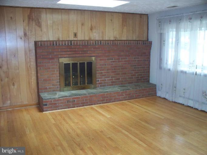 3108 Philadelphia Road Abingdon, MD 21009 - Photo 4 of 23 Fireplace