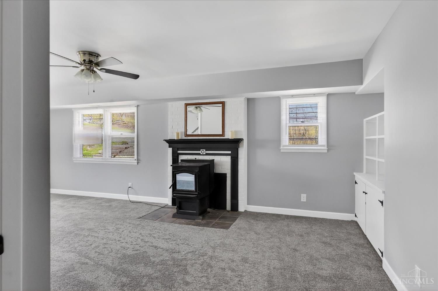 8225 West Prospect Road Hillsboro, OH 45133 - Photo 7 of 49