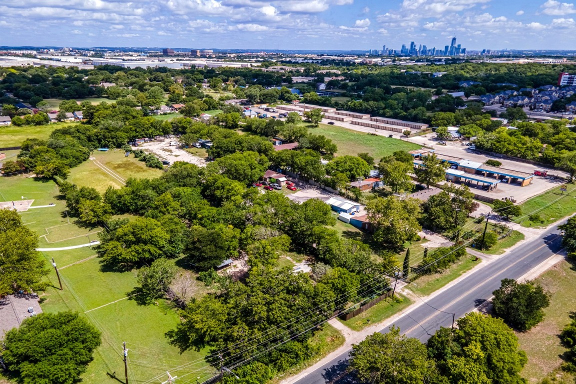 4904 Nuckols Crossing Road Austin, TX 78744 - Photo 2 of 10