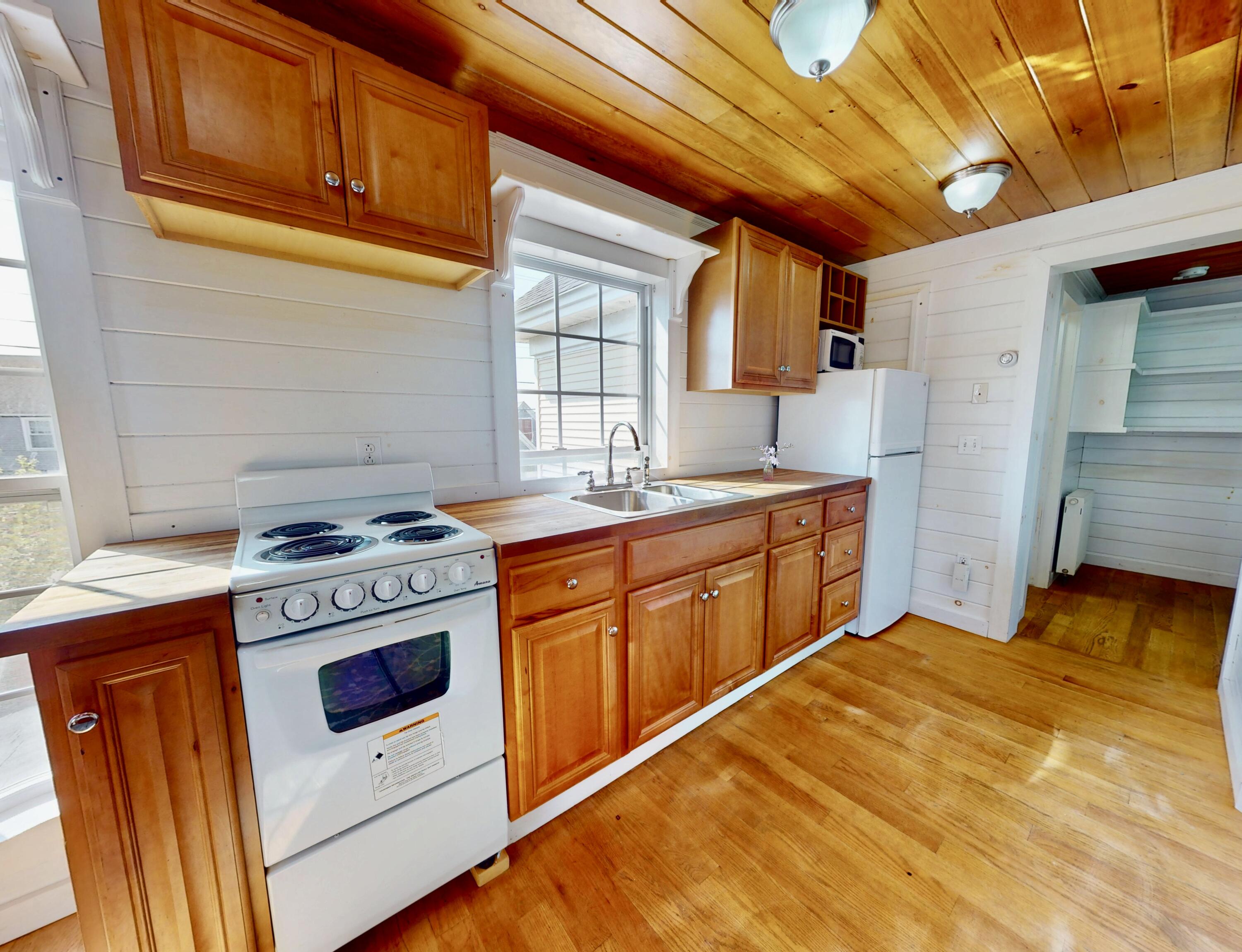 62 West Main Street Vinalhaven, ME 04863 - Photo 28 of 65