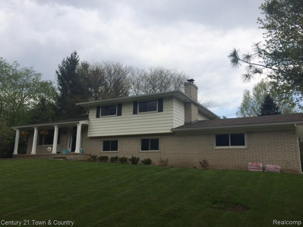 1908 Washington Road Rochester, MI 48306 - Photo 1 of 26 6.jpg