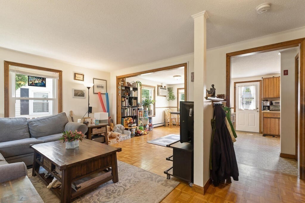 5 Michael Way Cambridge, MA 02141 - Photo 7 of 29