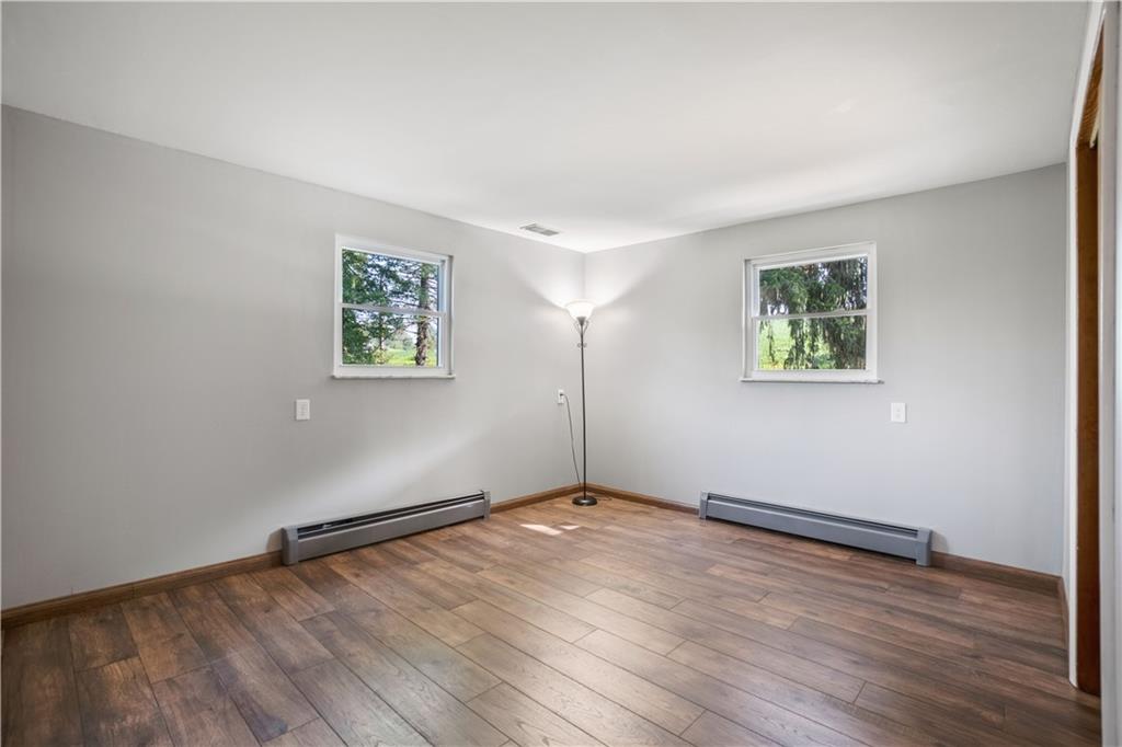 325 Scott Road Eighty Four, PA 15330 - Photo 14 of 25 Gallery Image 14