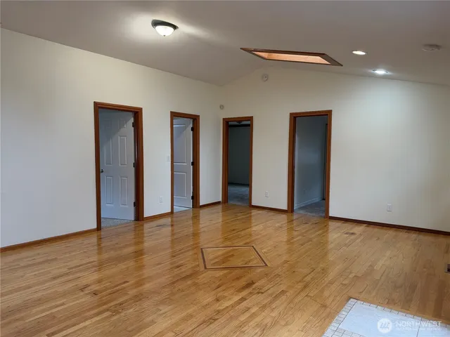 $2,895 | 6605 Beverly Boulevard, Everett, WA 98203