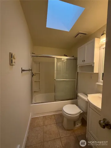 $2,895 | 6605 Beverly Boulevard, Everett, WA 98203