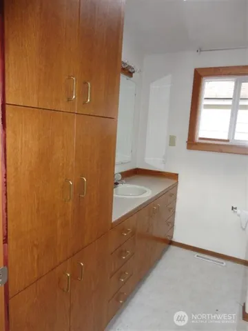 $3,150 | 6605 Beverly Boulevard, Everett, WA 98203