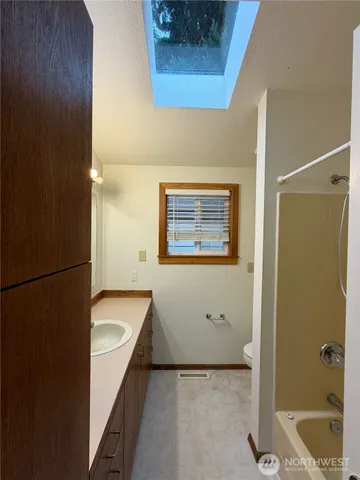 $2,895 | 6605 Beverly Boulevard, Everett, WA 98203