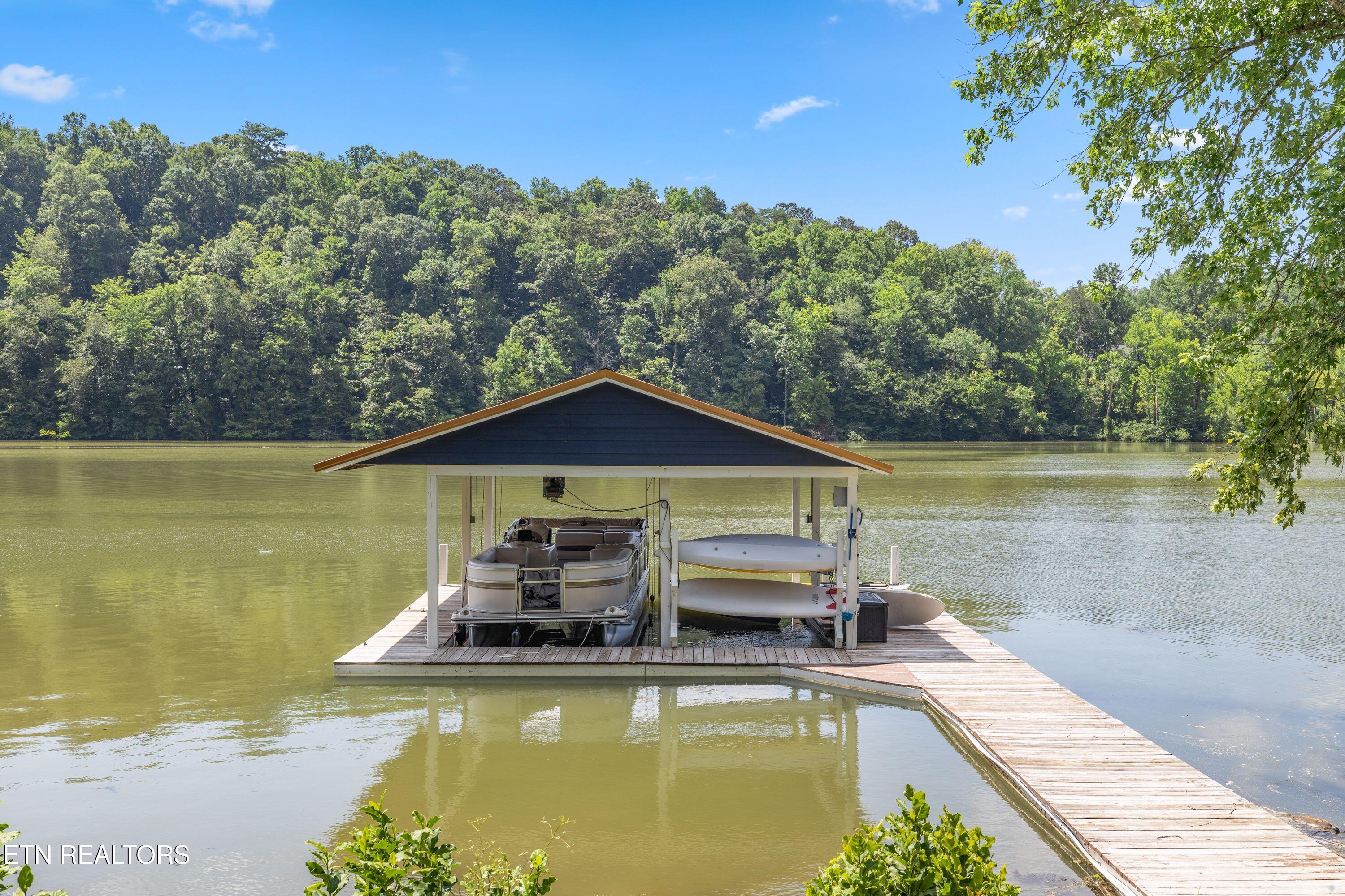 141 Settlers Road Harriman, TN 37748 - Photo 2 of 59 3DTjD4n8