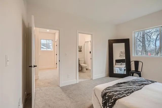 $374,000 | 1995 11th Avenue East, Unit 1, Maplewood, MN 55109