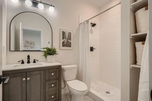 $374,000 | 1995 11th Avenue East, Unit 1, Maplewood, MN 55109