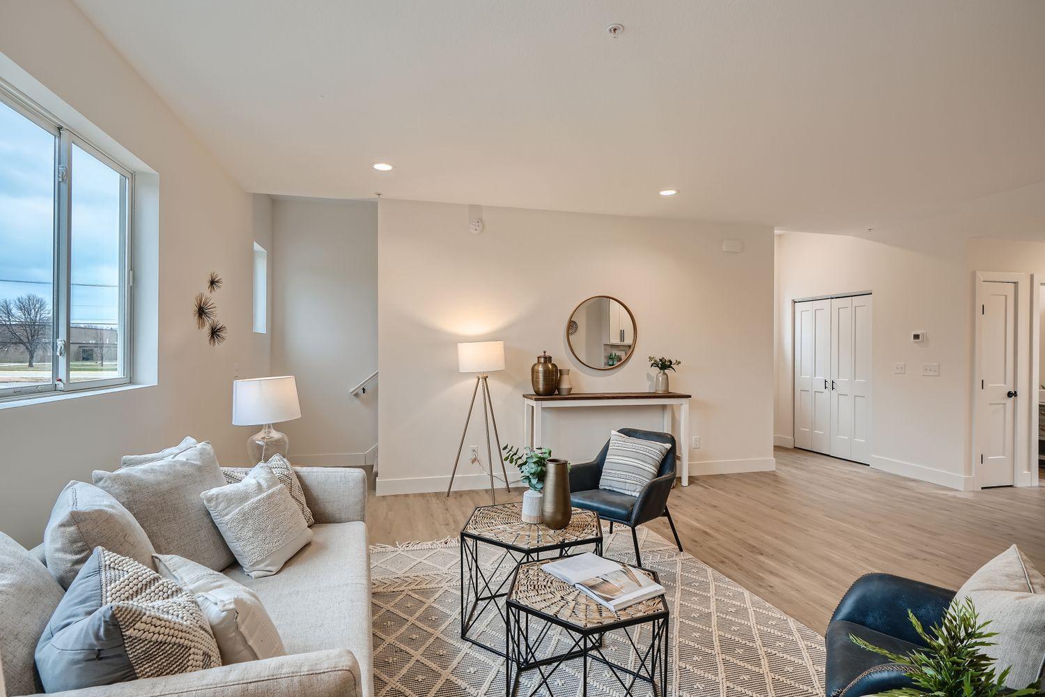 1995 11th Avenue East, Unit 1 Maplewood, MN 55109 - Photo 4 of 28