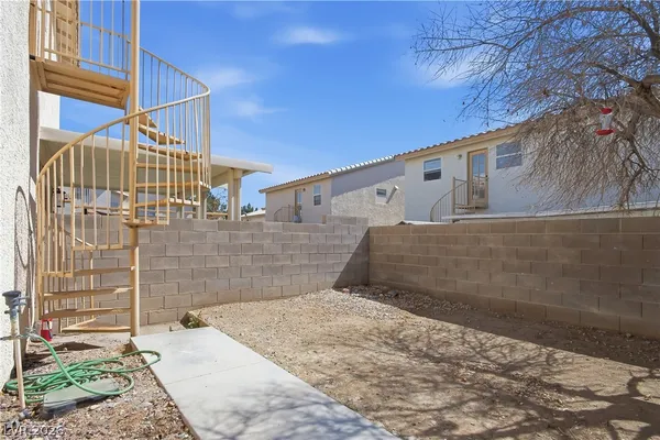 $1,595 | 7561 Glowing Ember Court, Unit 201, Las Vegas, NV 89130