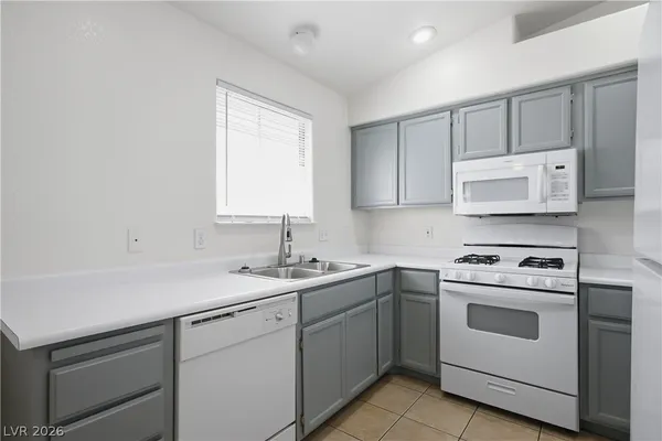 $1,595 | 7561 Glowing Ember Court, Unit 201, Las Vegas, NV 89130