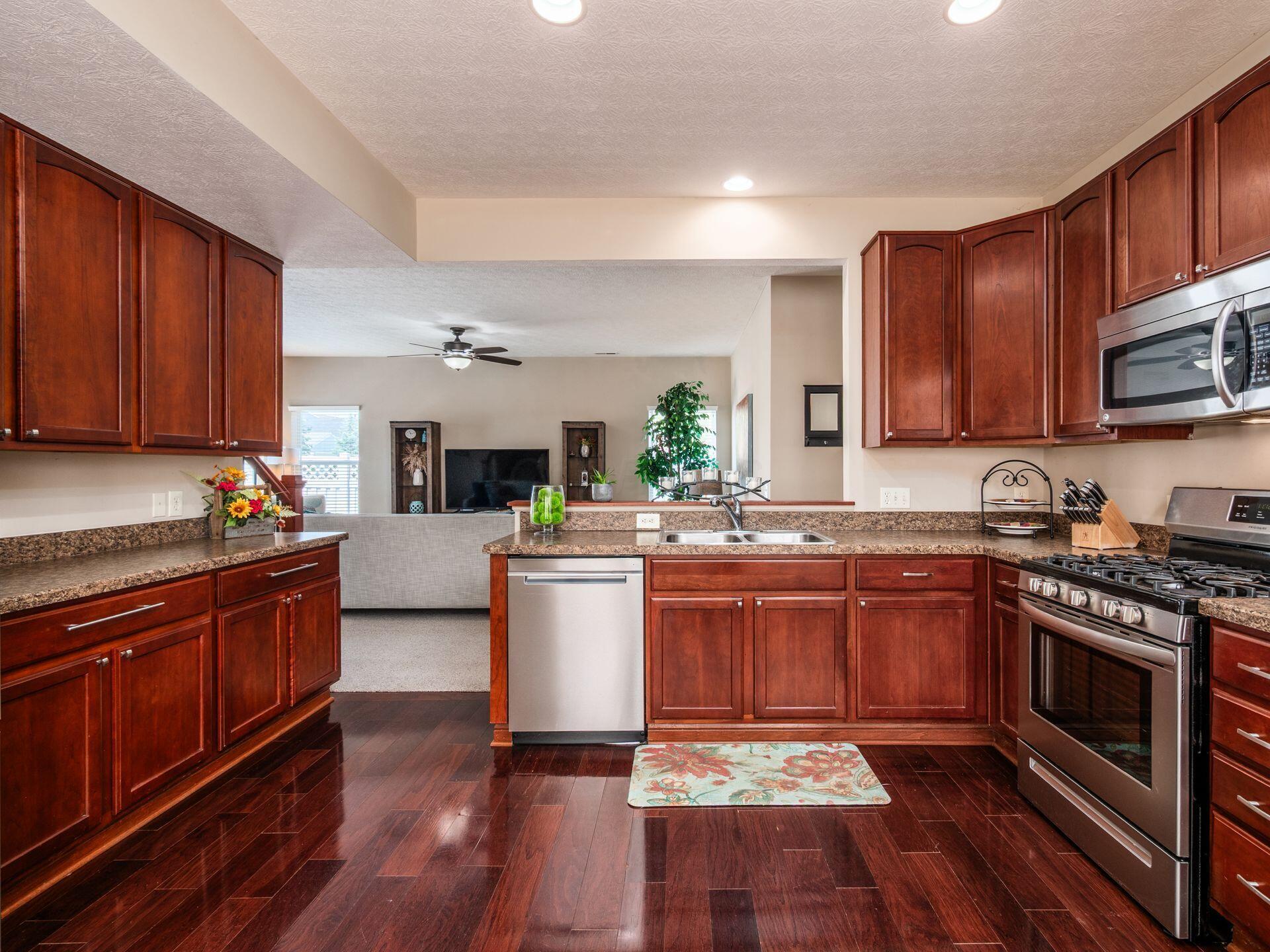 5995 Meehan Road Dublin, OH 43016 - Photo 18 of 36 008_09de4_C - 5995 Meehan 015