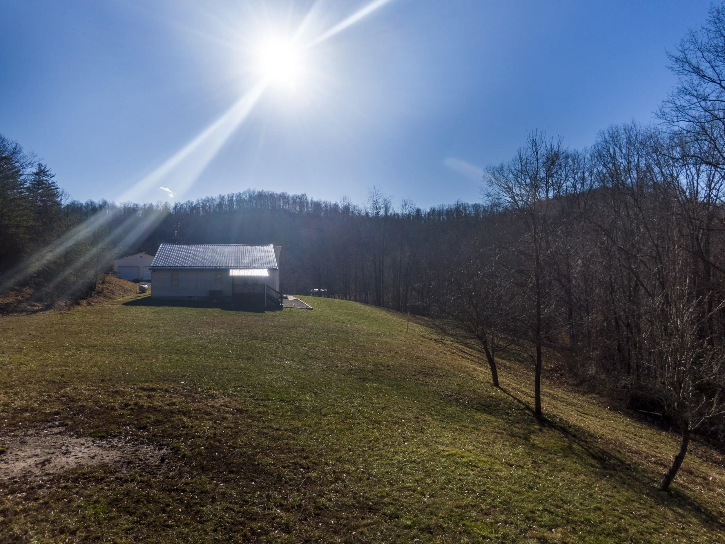 95 Pearl Road Alum Creek, WV 25003 - Photo 24 of 35