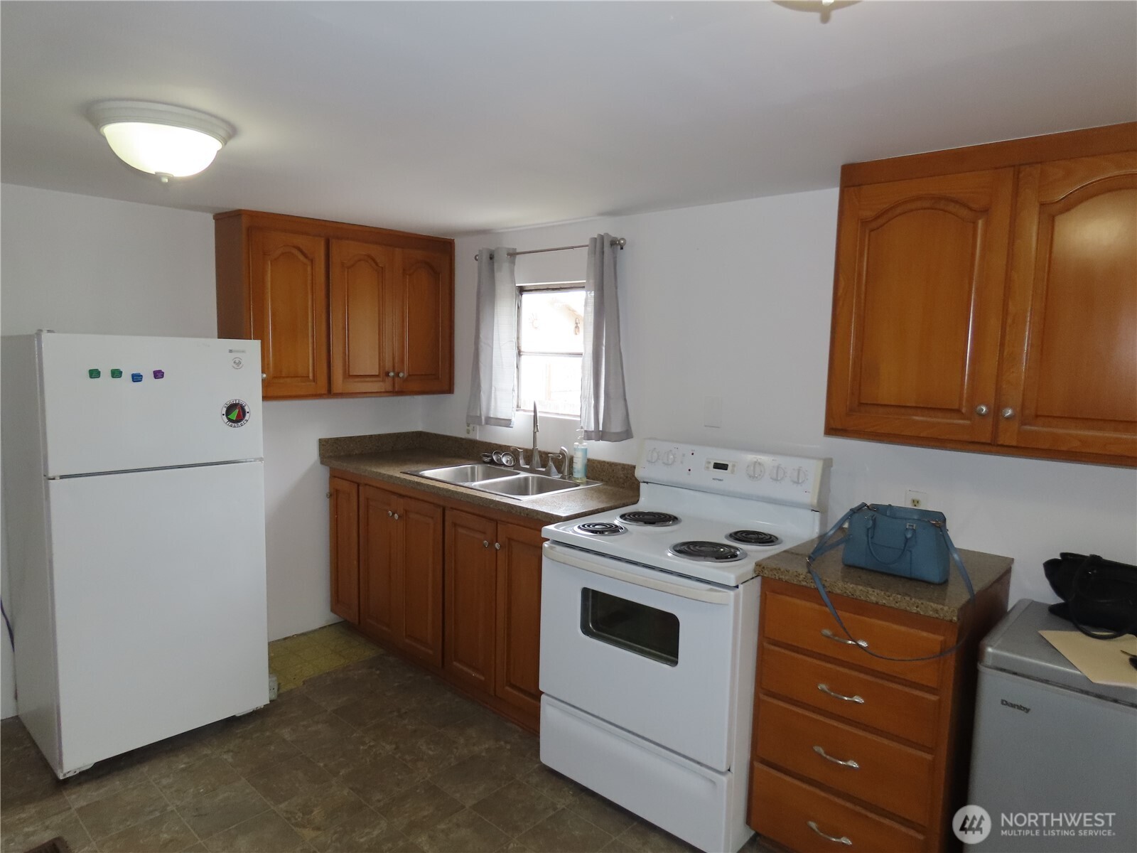 1127 Wood Lane Grayland, WA 98547 - Photo 22 of 30