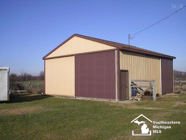 10124 Grames Road Maybee, MI 48159 - Photo 14 of 15 1017848-13.JPG