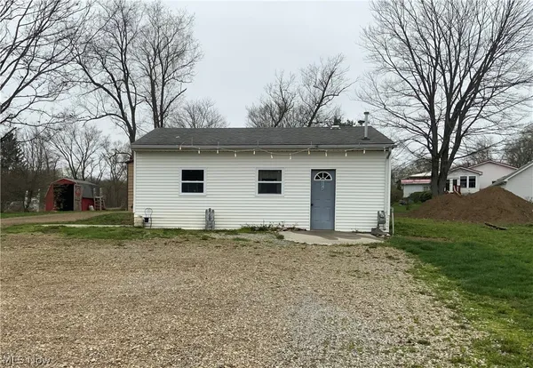$159,900 | 1112 Mick Road, Wellsville, OH 43968