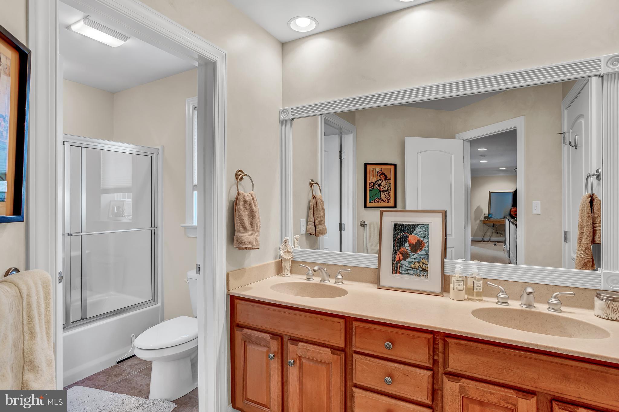 516 Snyder Road Lititz, PA 17543 - Photo 48 of 68 Upper 2nd Bath
